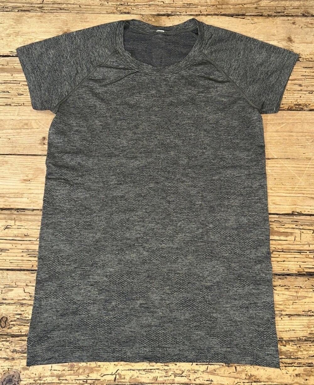 Lululemon Women Size 8 Brave Olive Swiftly Tech Short Sleeve Crew EUC